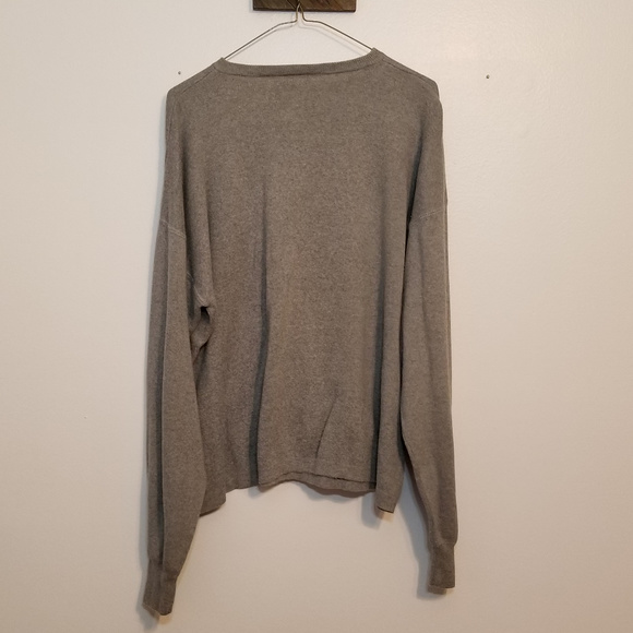 Arrow River Gray Sweater - Picture 3 of 4